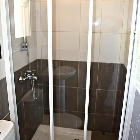 6 Latchi Beach Villas Вилла *