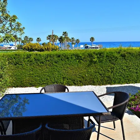 6 Latchi Beach Villas