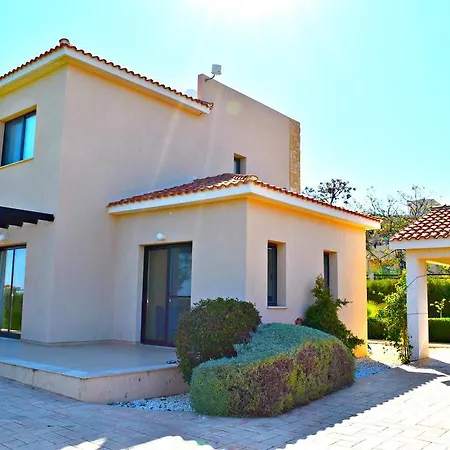 6 Latchi Beach Villas Вилла Полис