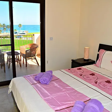 6 Latchi Beach Villas * Полис