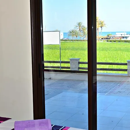 6 Latchi Beach Villas